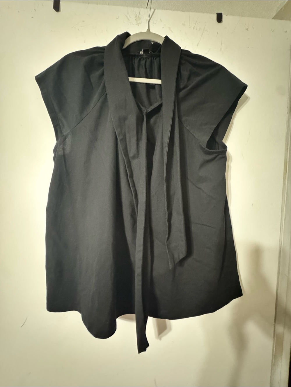 Ann Taylor Black Tie-Neck Cap Sleeve Blouse